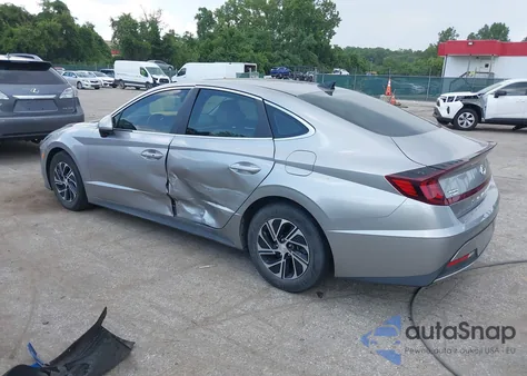 2021 Hyundai Sonata Blue z USA, uszkodzony, nr VIN KMHL24JJ9MA030261